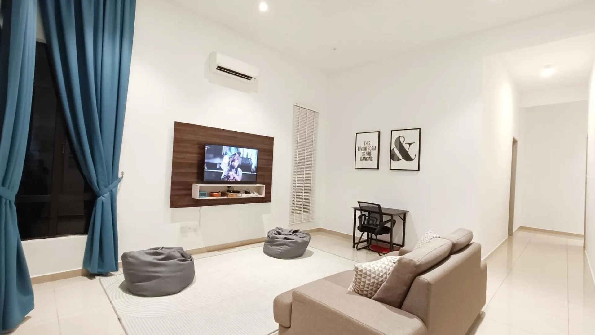 Zen Clan Homestay 15Mins Sepang, Klia, Usim, Nilai contacts